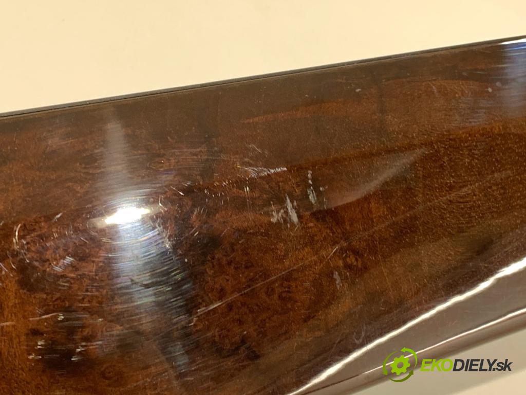 PORSCHE PANAMERA liftback 2010 294 kW 4.8 4S 4806 lišty kryt 97055238601 97055238101 (Lišta)