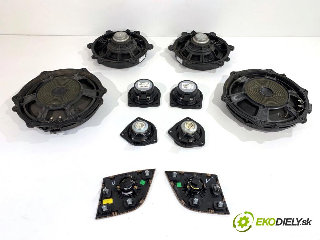 PORSCHE PANAMERA liftback 2010 294 kW 4.8 4S 4806 reproduktory 7PP035454E 7PP035710B