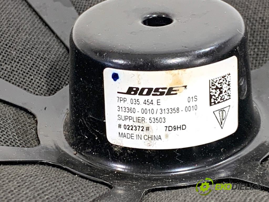 PORSCHE PANAMERA liftback 2010 294 kW 4.8 4S 4806 reproduktory 7PP035454E 7PP035710B