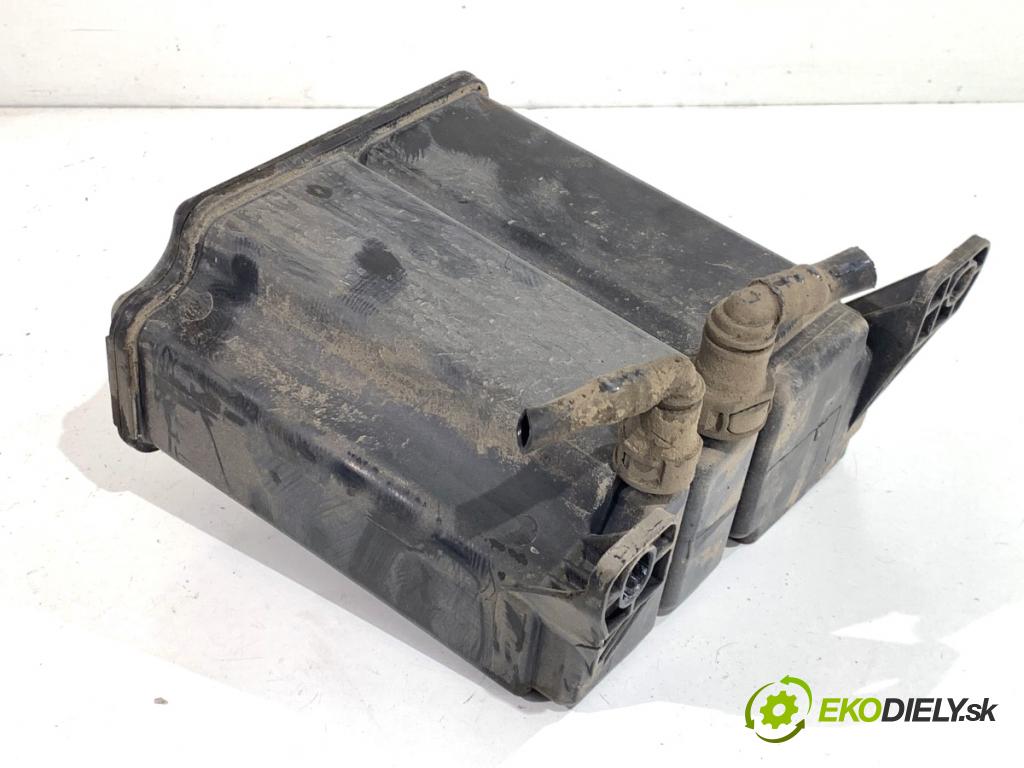 PORSCHE PANAMERA liftback 2010 294 kW 4.8 4S 4806 filter peľový 97020122100