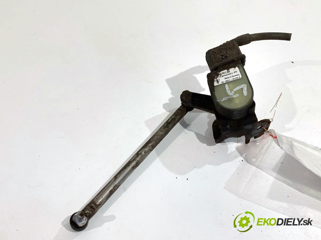 PORSCHE PANAMERA liftback 2010 294 kW 4.8 4S 4806 snímač ÚROVEŇ: XENON zadní část levý 97033302103