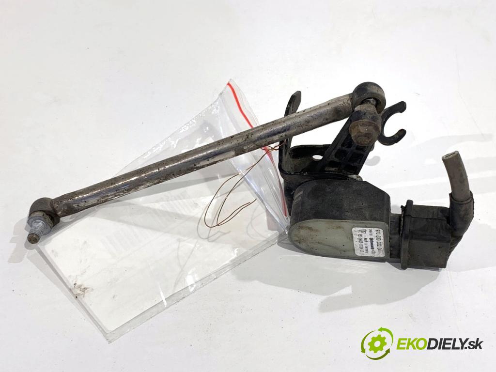 PORSCHE PANAMERA liftback 2010 294 kW 4.8 4S 4806 snímač ÚROVEŇ: XENON zadní část pravý 97033302204