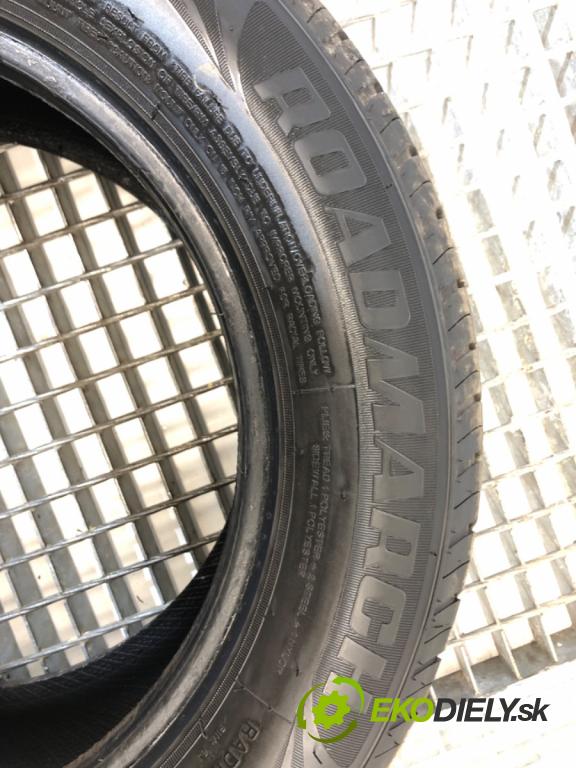 --- ---      PNEUMATIKA: 2X 195/65 15"