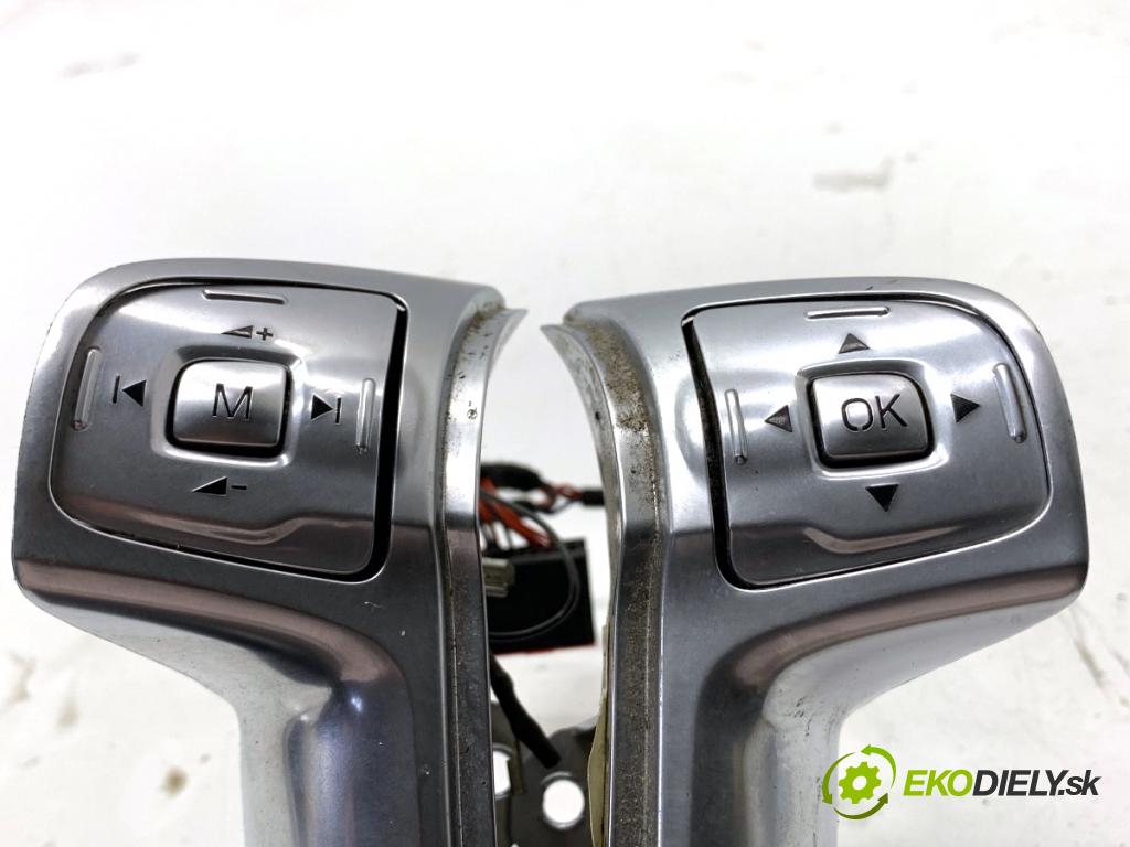 FORD MONDEO MK4 Kombi 2007 92 kW 1.8 TDCi 1753 SPÍNAČE: volantu 6M2T-14K147-BG 6M2T-14K147-AH