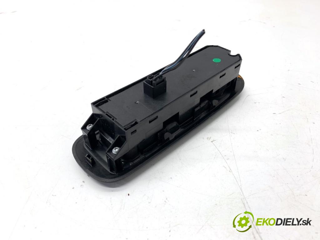 FORD MONDEO MK4 Kombi 2007 92 kW 1.8 TDCi 1753 Prepínač okien 7S7T-14A132-BC (Prepínacie páčky pod volantom)