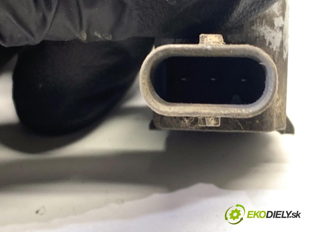 FORD MONDEO MK4 Kombi 2007 92 kW 1.8 TDCi 1753 snímač PDC 6W83-15K859-CB