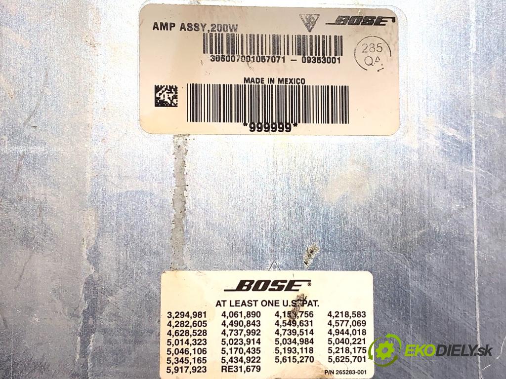 PORSCHE PANAMERA liftback 2010 294 kW 4.8 4S 4806 zesilovač BOSE  (Zesilovač)