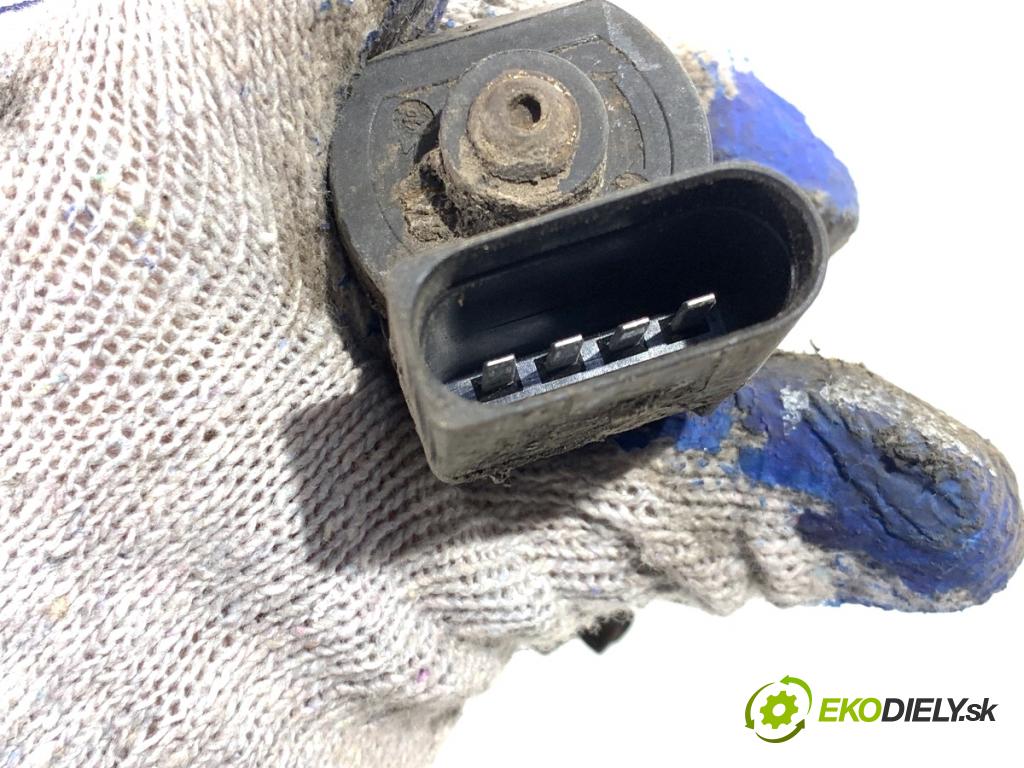 PORSCHE PANAMERA liftback 2010 294 kW 4.8 4S 4806 Motorček brzdy ručnej brzdy zad ľavy 97035209102