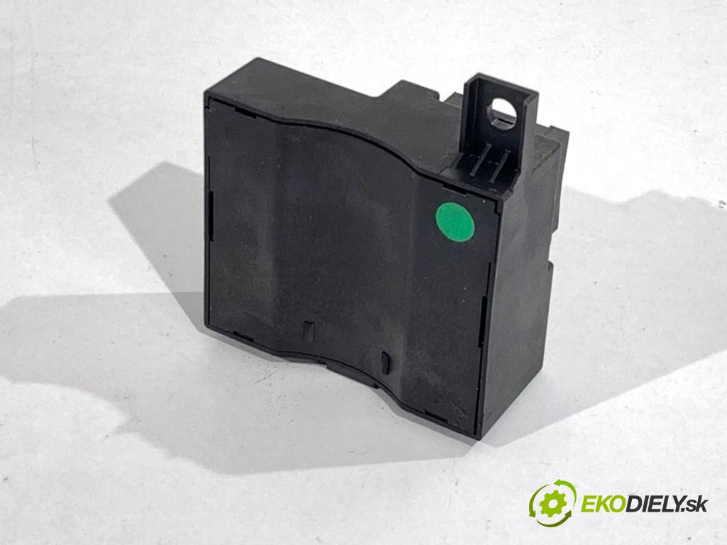 PORSCHE PANAMERA liftback 2010 294 kW 4.8 4S 4806 modul tyče řídící 4H0907705K