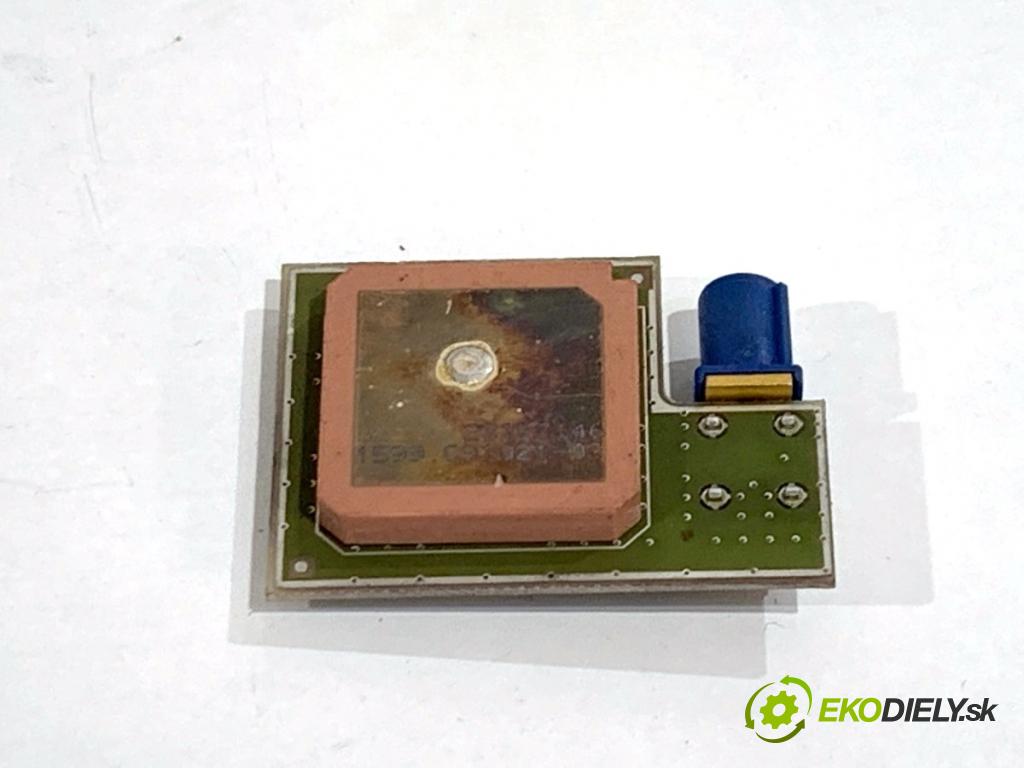 PORSCHE PANAMERA liftback 2010 294 kW 4.8 4S 4806 ANTENA GPS 7PP035504