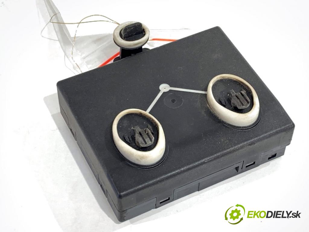 PORSCHE PANAMERA liftback 2010 294 kW 4.8 4S 4806 modul dveře zadní část 7PP959795H