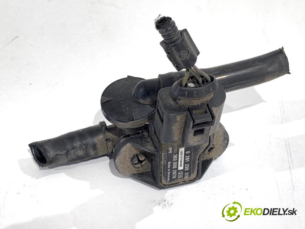 PORSCHE PANAMERA liftback 2010 294 kW 4.8 4S 4806 MAP senzor 0261230170 (Snímač ostatné)