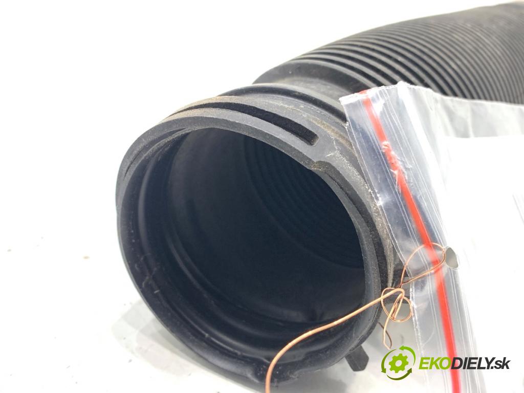 SKODA SUPERB III Kombi 2020 160 kW 1.4 TSI iV 1395 Rúra vzduchu 5Q0129618