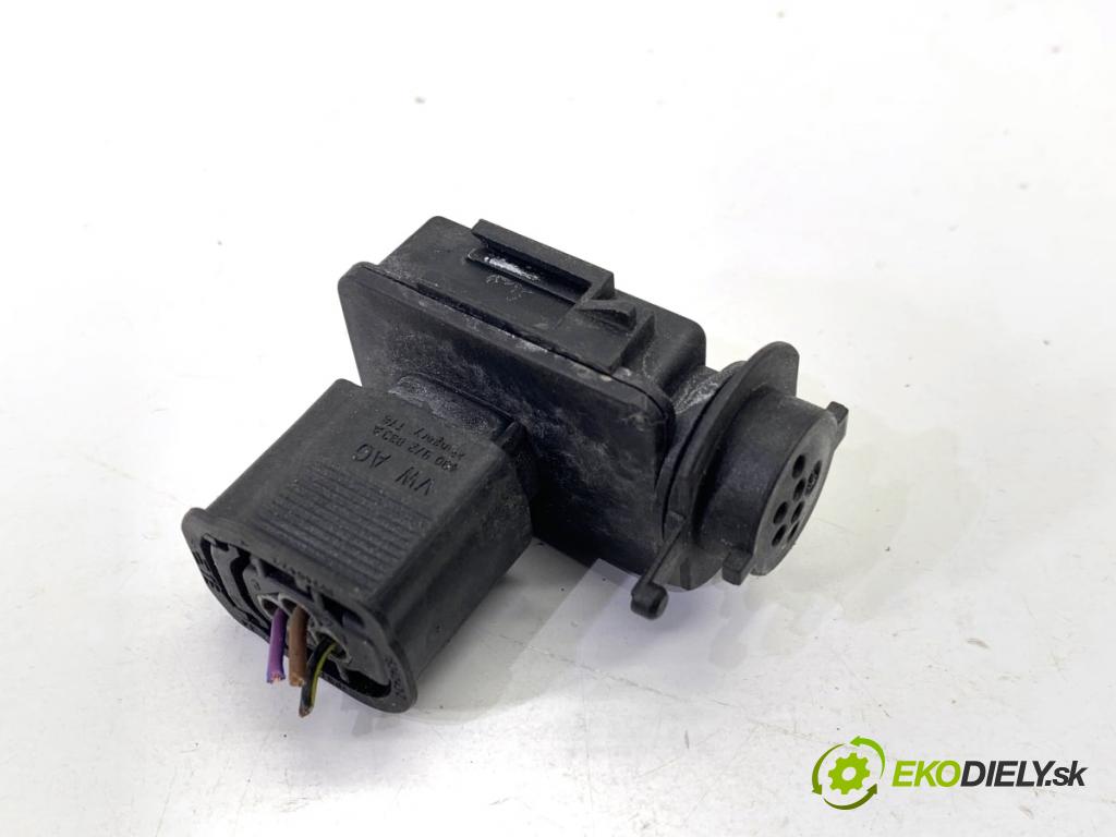 SKODA SUPERB III Kombi 2020 160 kW 1.4 TSI iV 1395 snímač KVALITNÍ: vzduchu 5Q0907643D