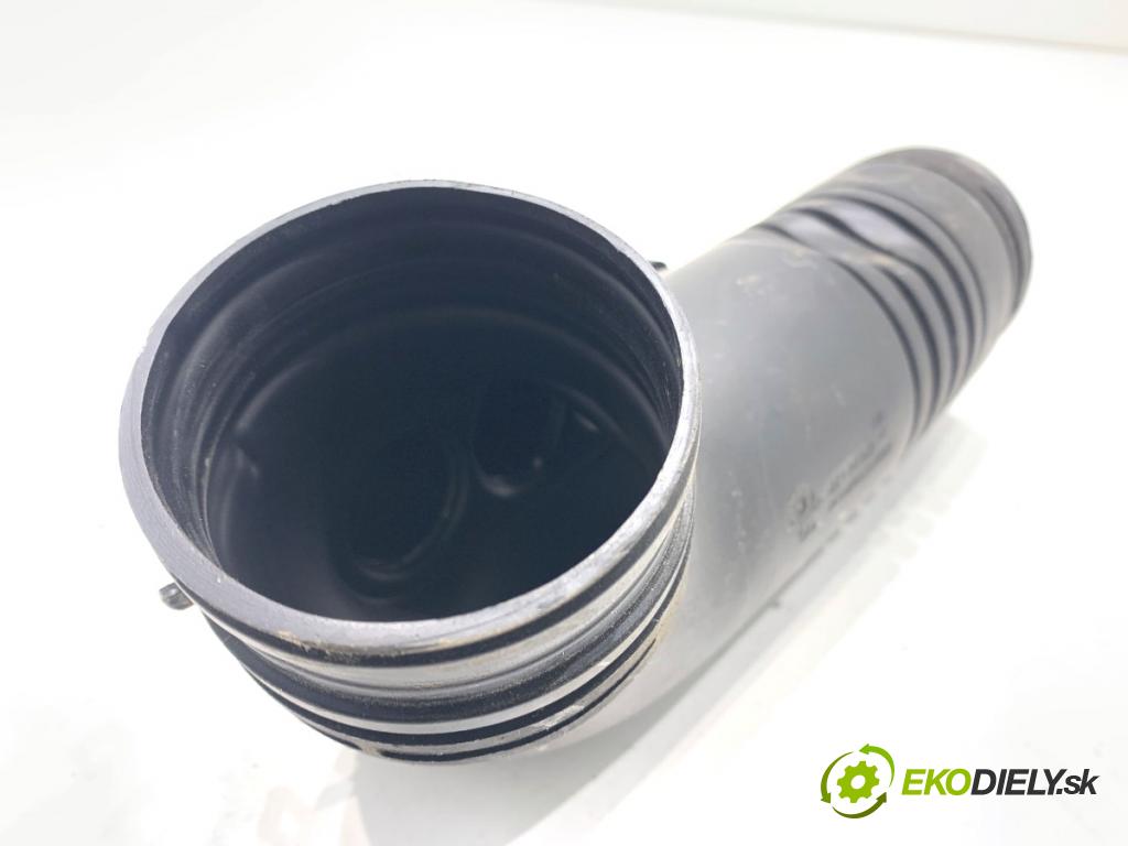 SKODA SUPERB III Kombi 2020 160 kW 1.4 TSI iV 1395 Rúra vzduchu