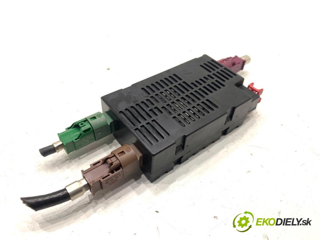 SKODA SUPERB III Kombi 2020 160 kW 1.4 TSI iV 1395 Modul USB 3G5035953