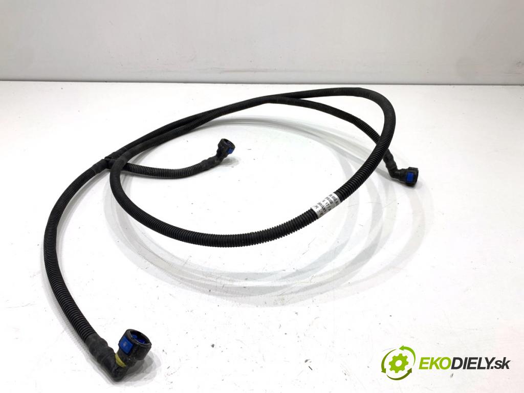 SKODA SUPERB III Kombi 2020 160 kW 1.4 TSI iV 1395 Rúrka ostrekovačov svetiel XENON 3V0955970E