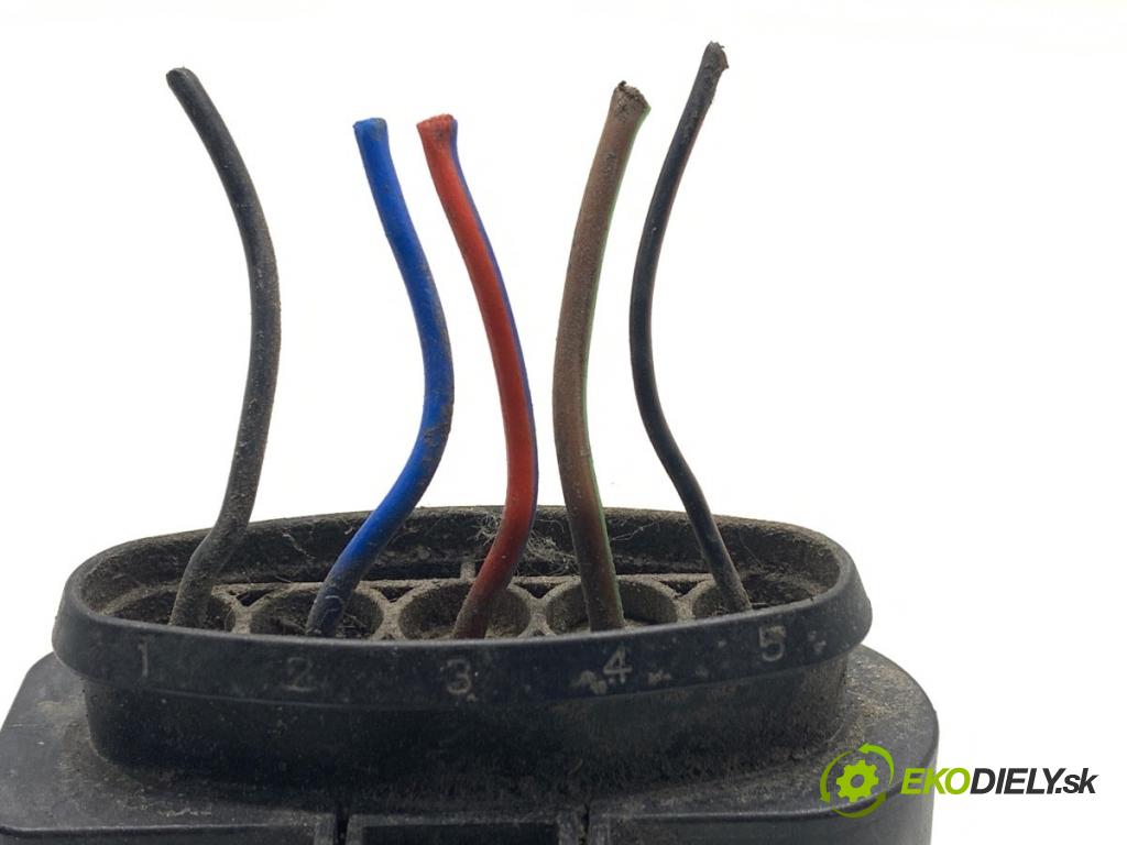 SKODA SUPERB III Kombi 2020 160 kW 1.4 TSI iV 1395 Modul pumpy paliva 5Q0906093A