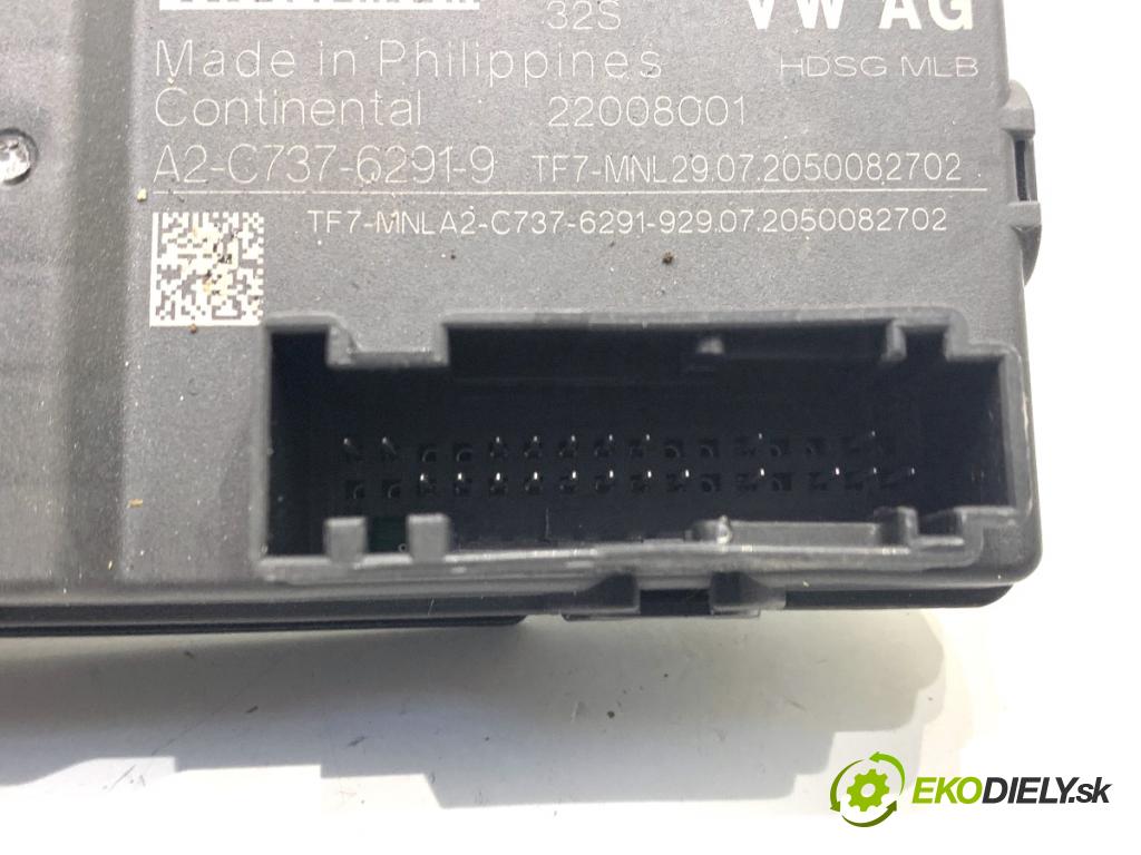 SKODA SUPERB III Kombi 2020 160 kW 1.4 TSI iV 1395 Modul dverí 5Q0959107AB