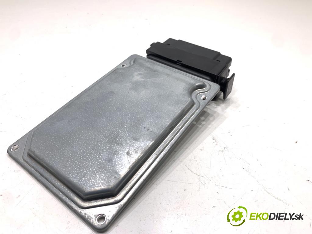 SKODA SUPERB III Kombi 2020 160 kW 1.4 TSI iV 1395 Modul nápravy 5Q0907376B