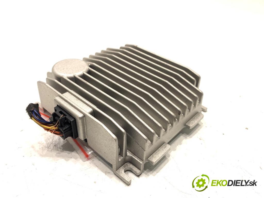 SKODA SUPERB III Kombi 2020 160 kW 1.4 TSI iV 1395 Modul ZVUK: Motor 3V0035335