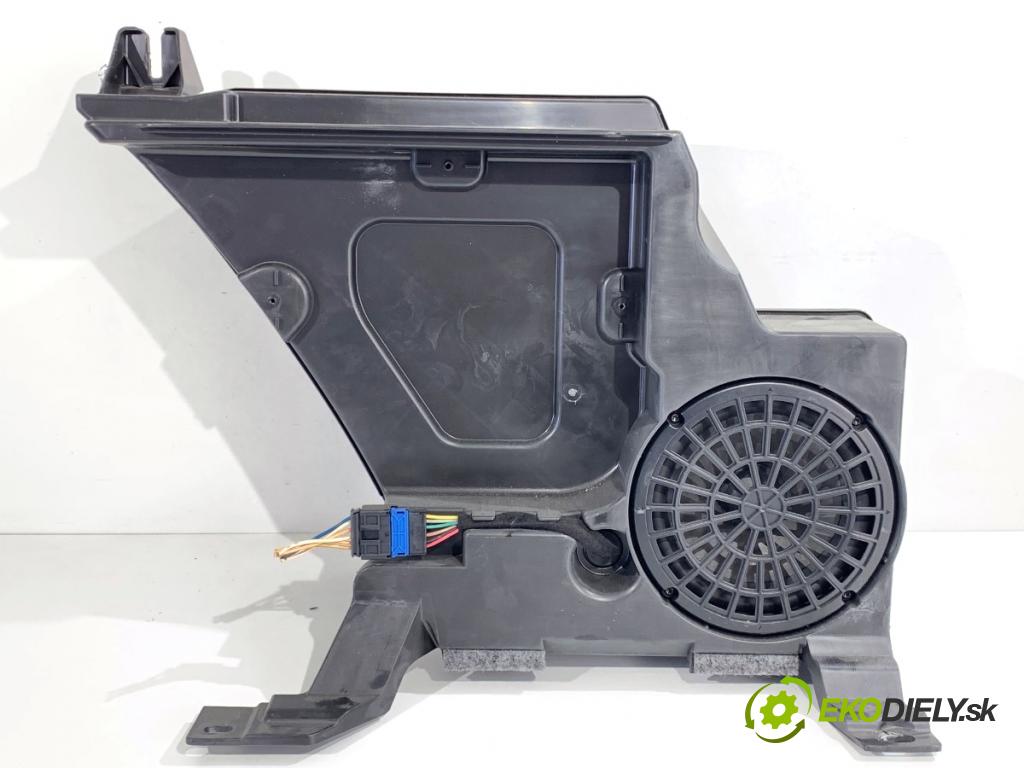 PEUGEOT 508 SW I Kombi 2017 133 kW 2.0 HDi 180 RXH 1997 subwoofer 9665442680 (Audio zařízení)