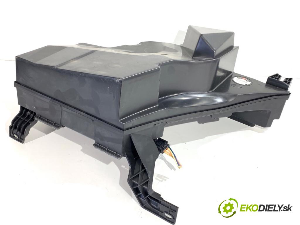 PEUGEOT 508 SW I Kombi 2017 133 kW 2.0 HDi 180 RXH 1997 subwoofer 9665442680 (Audio zařízení)