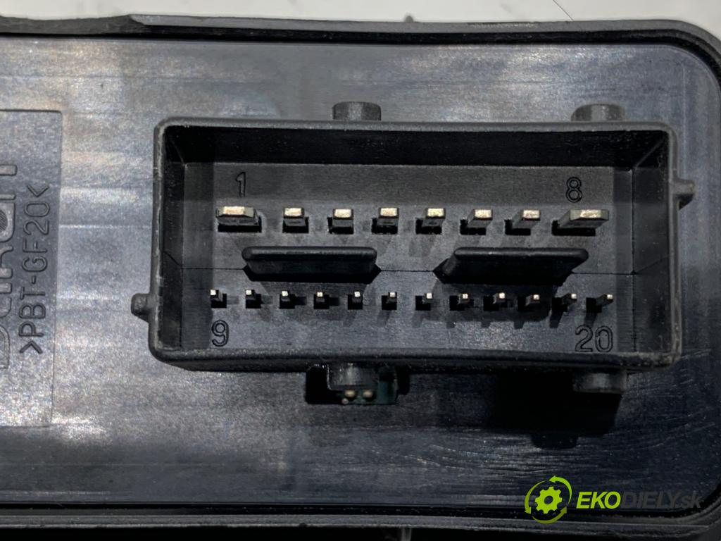 PEUGEOT 508 SW I Kombi 2017 133 kW 2.0 HDi 180 RXH 1997 Prepínač okien 98026364ZD (Prepínacie páčky pod volantom)