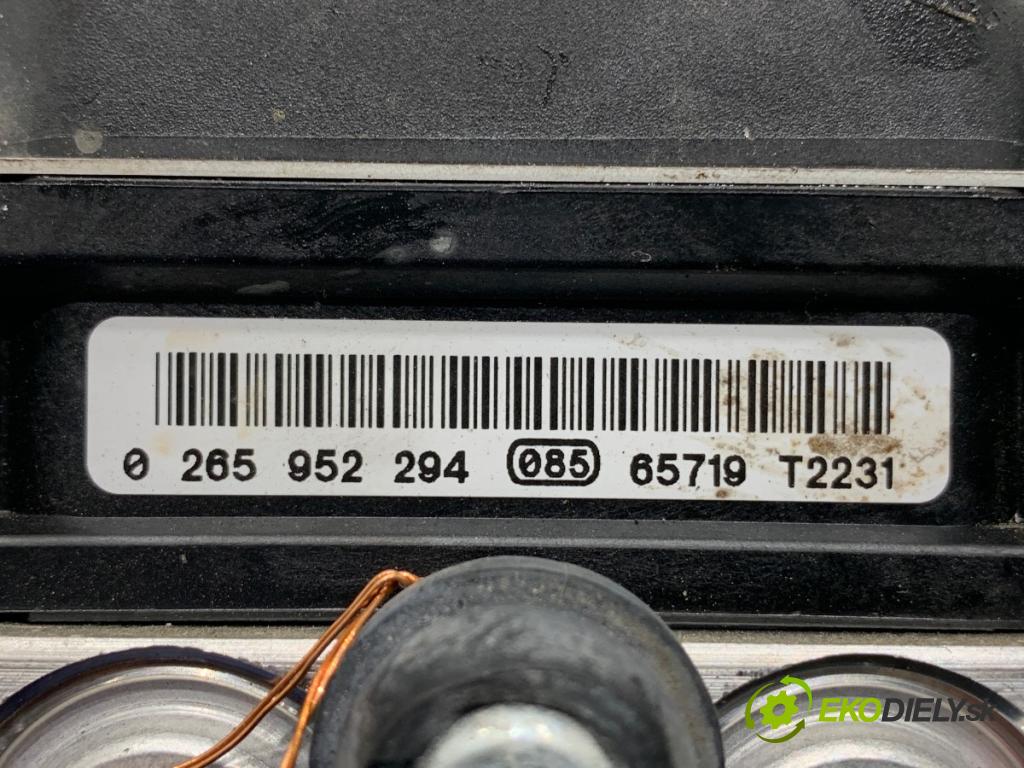 PEUGEOT 508 SW I Kombi 2017 133 kW 2.0 HDi 180 RXH 1997 Pumpa ABS 0265952294 (Pumpa ABS)