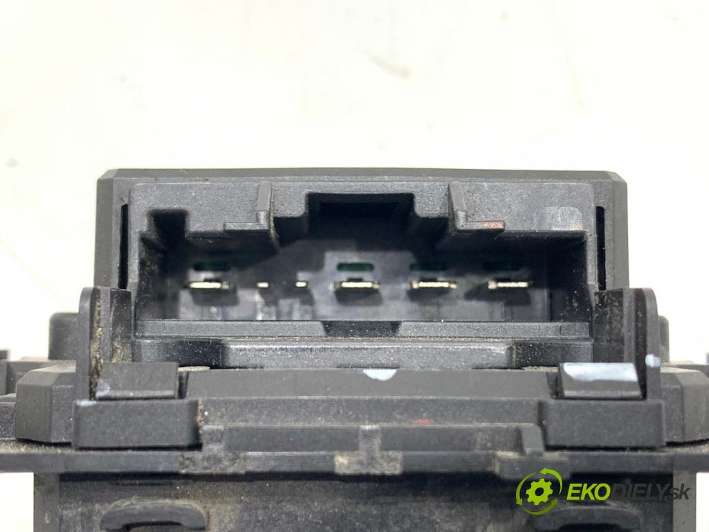 PEUGEOT 508 SW I Kombi 2017 133 kW 2.0 HDi 180 RXH 1997 odpor rezistor topení vzduchu T1017845R-C (Odpor topení)