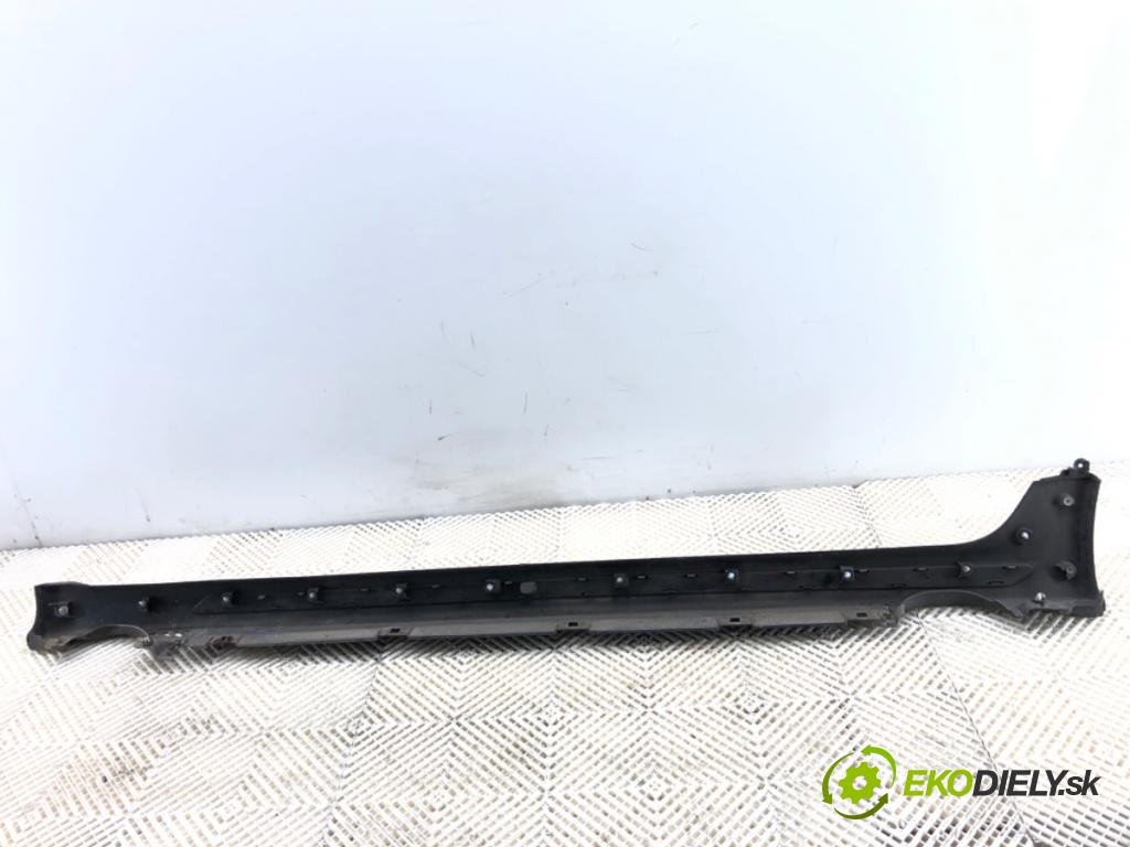 PEUGEOT 508 SW I Kombi 2017 133 kW 2.0 HDi 180 RXH 1997 lišta prahová pravý 9674306677