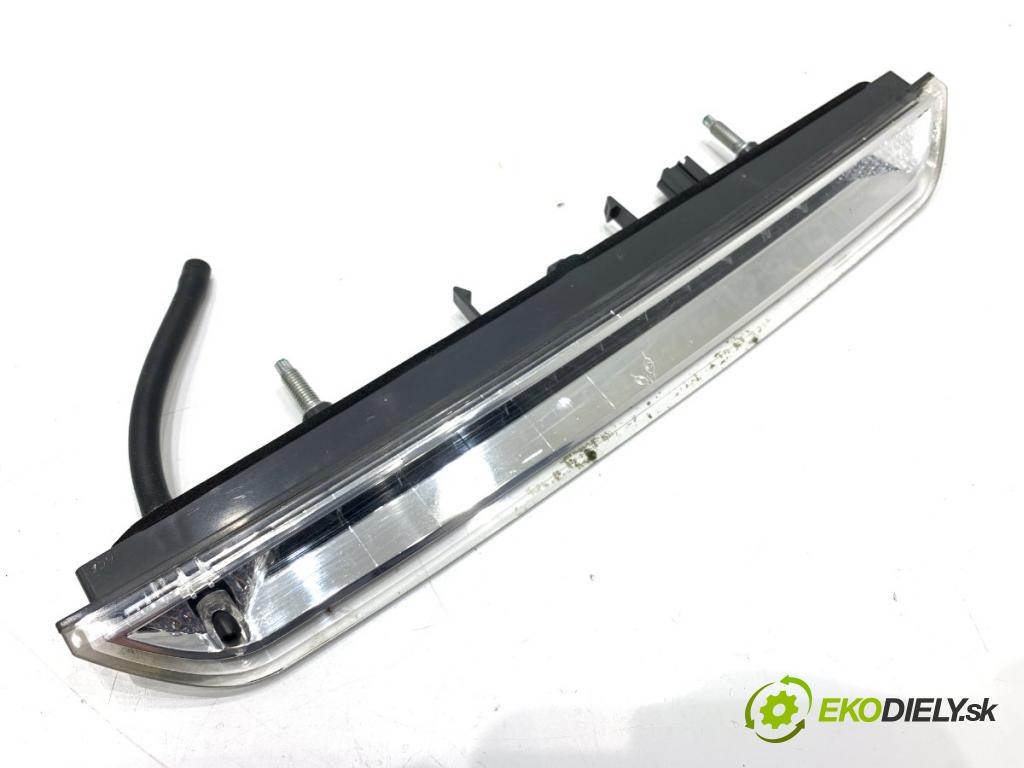 PEUGEOT 508 SW I Kombi 2017 133 kW 2.0 HDi 180 RXH 1997 světlo brzdových světel 9688016380