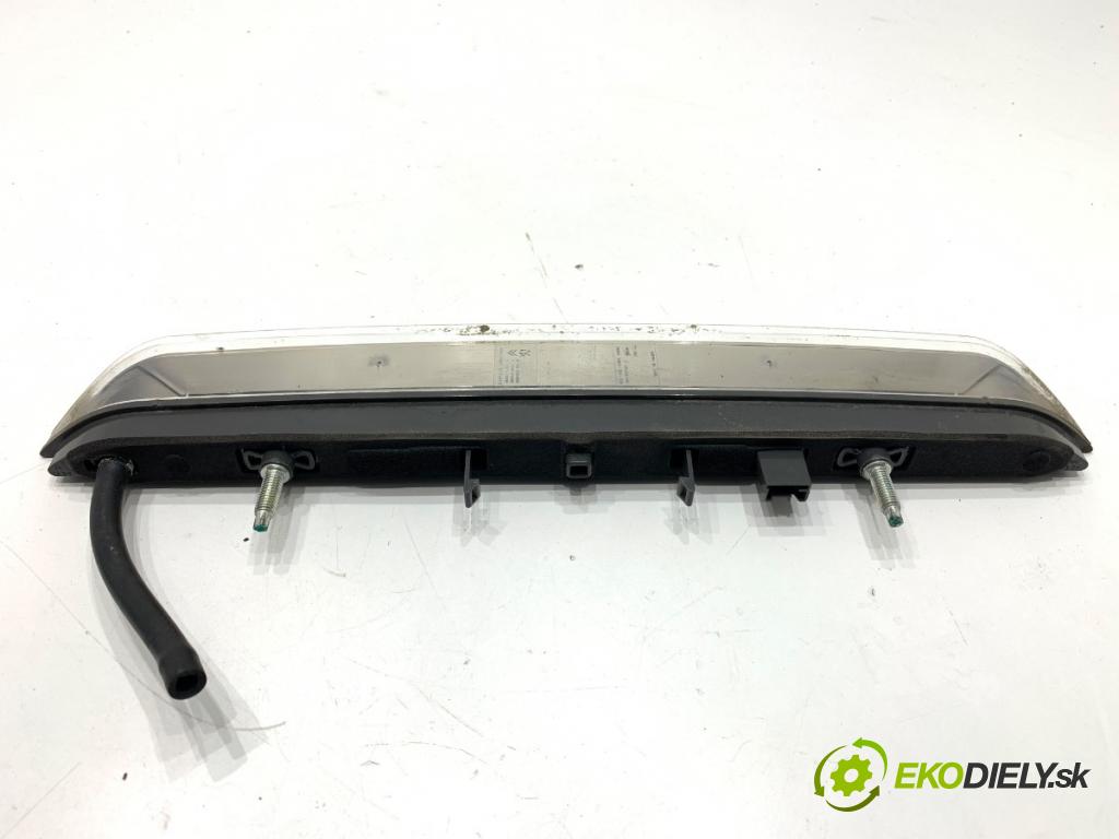 PEUGEOT 508 SW I Kombi 2017 133 kW 2.0 HDi 180 RXH 1997 světlo brzdových světel 9688016380