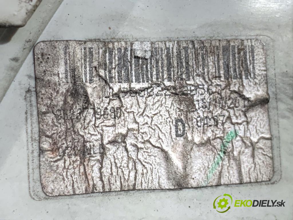 PEUGEOT 508 SW I Kombi 2017 133 kW 2.0 HDi 180 RXH 1997 světlo pravý zadní část