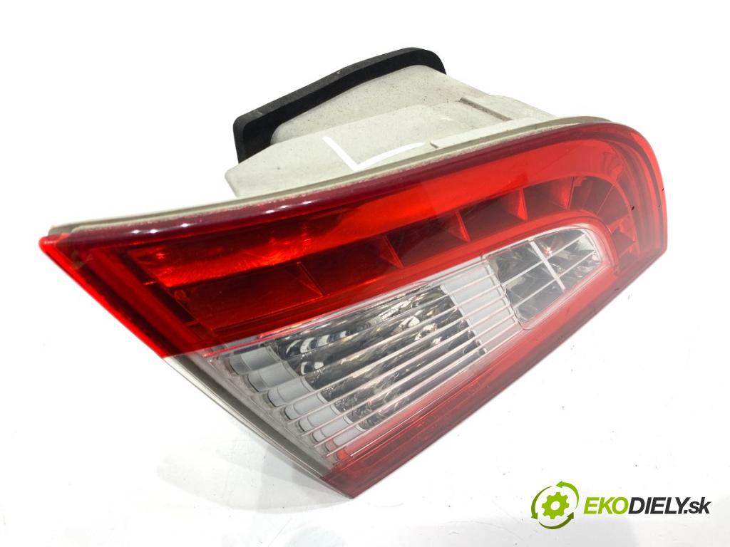 PEUGEOT 508 SW I Kombi 2017 133 kW 2.0 HDi 180 RXH 1997 světlo zadní část levá strana vnitřní 9686780580 (Klika dveří ostatní)