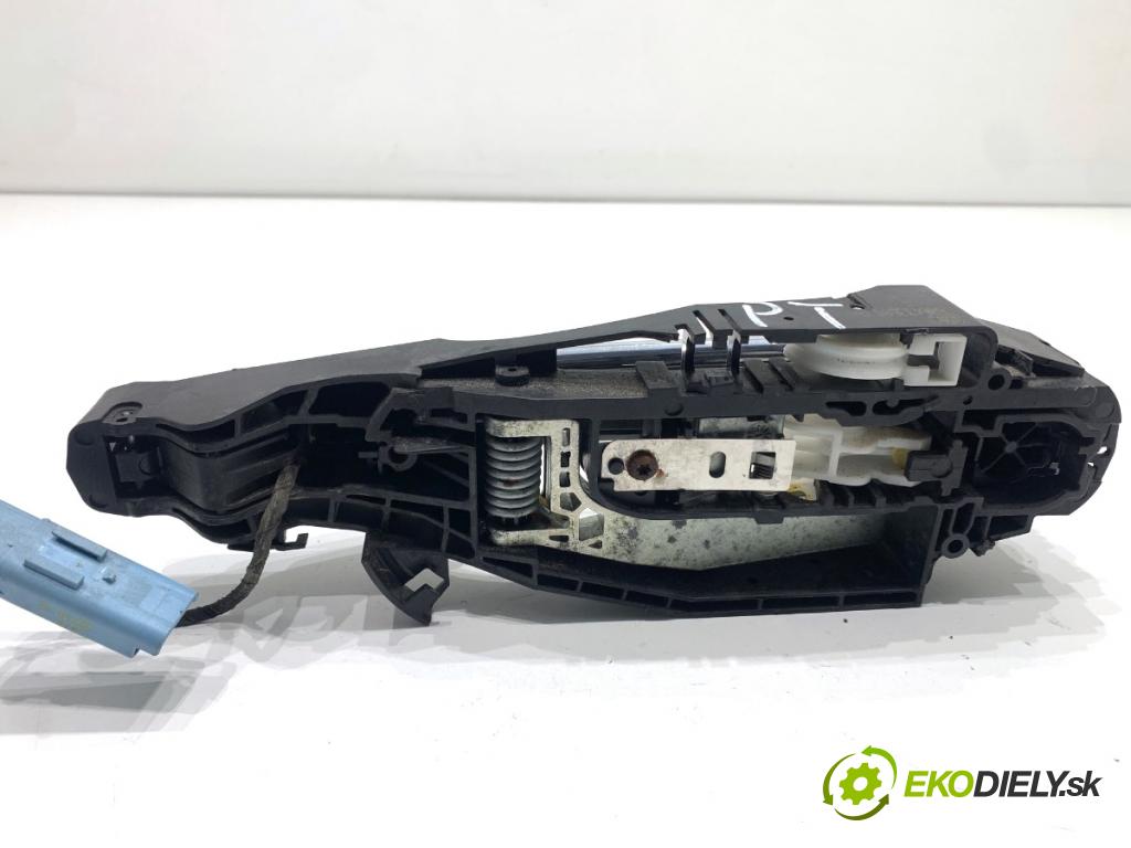 PEUGEOT 508 SW I Kombi 2017 133 kW 2.0 HDi 180 RXH 1997 klika vnejší pravý zadní část 9686433680