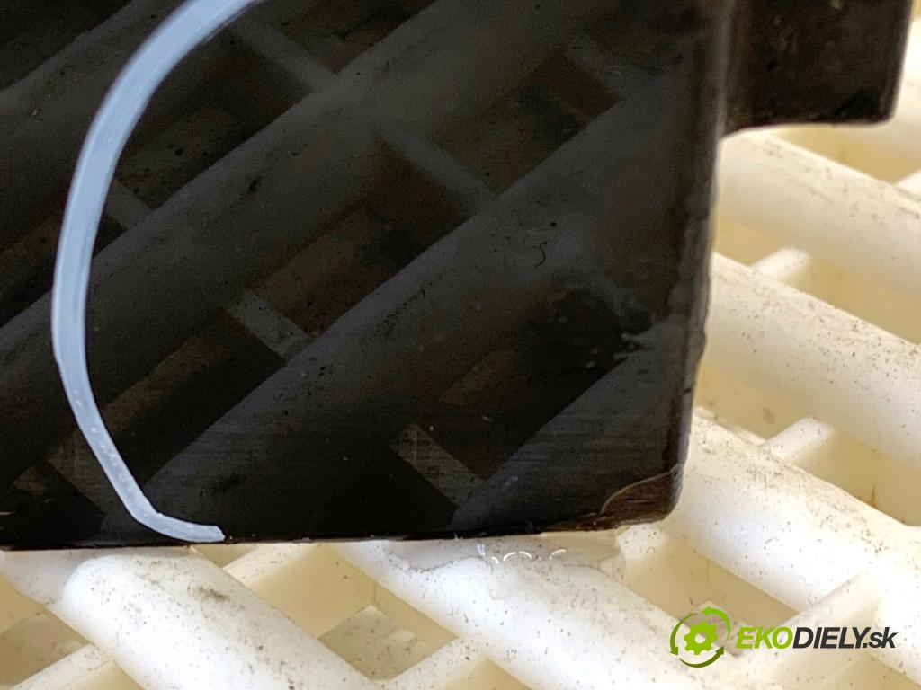 PEUGEOT 508 SW I Kombi 2017 133 kW 2.0 HDi 180 RXH 1997 dveře pravý zadní část KTV