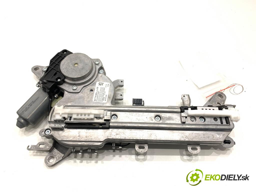 PEUGEOT 508 SW I Kombi 2017 133 kW 2.0 HDi 180 RXH 1997 VLAK: dveří zadní část 9677615380