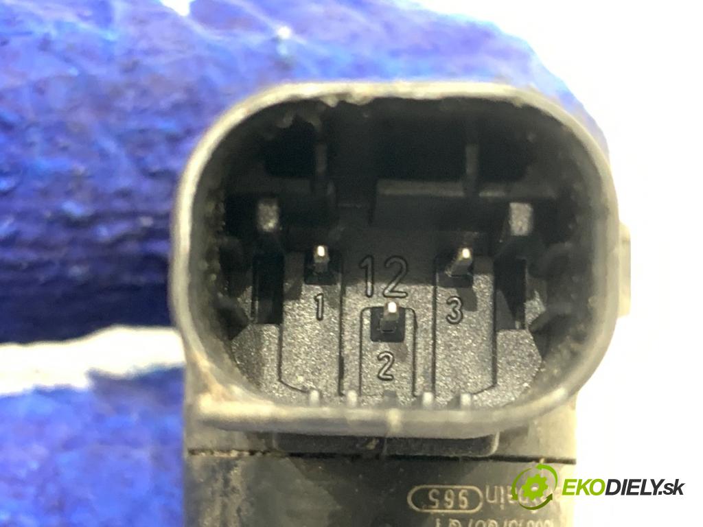 PEUGEOT 508 SW I Kombi 2017 133 kW 2.0 HDi 180 RXH 1997 snímač PDC 9675202477XT