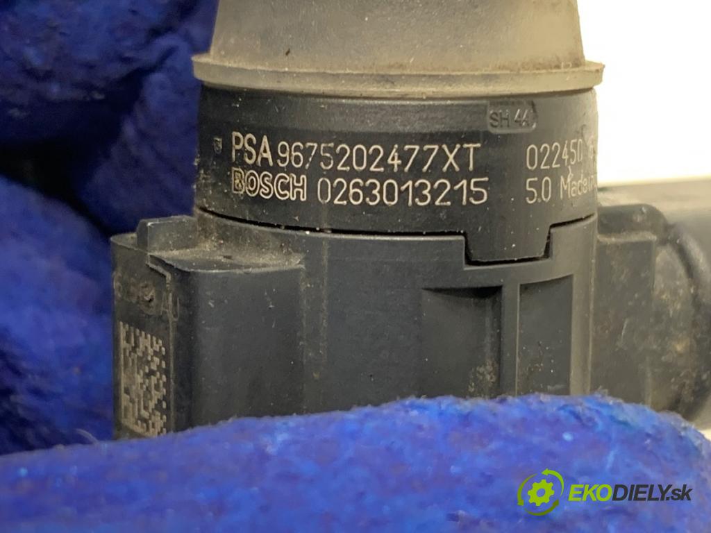 PEUGEOT 508 SW I Kombi 2017 133 kW 2.0 HDi 180 RXH 1997 snímač PDC 9675202477XT