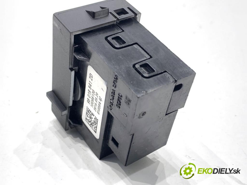 PEUGEOT 508 SW I Kombi 2017 133 kW 2.0 HDi 180 RXH 1997 Prepínač ohrievania, vyhrievania sedačky 98019840ZD (Prepínacie páčky pod volantom)