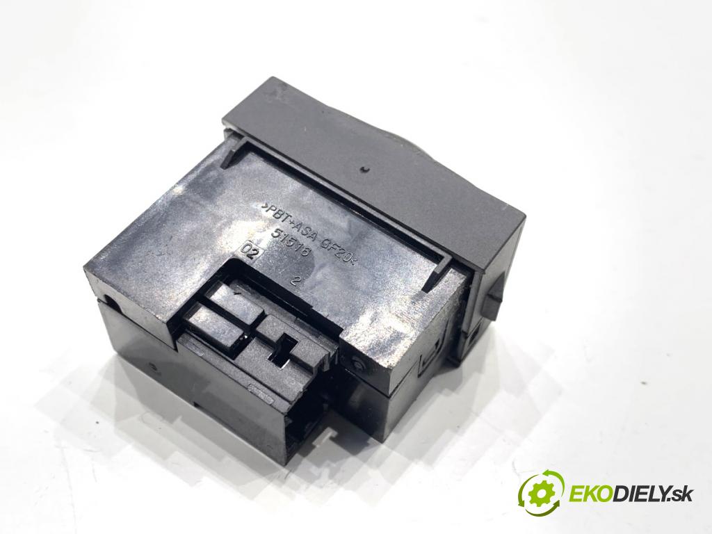 PEUGEOT 508 SW I Kombi 2017 133 kW 2.0 HDi 180 RXH 1997 Prepínač ohrievania, vyhrievania sedačky 98019841ZD (Prepínacie páčky pod volantom)