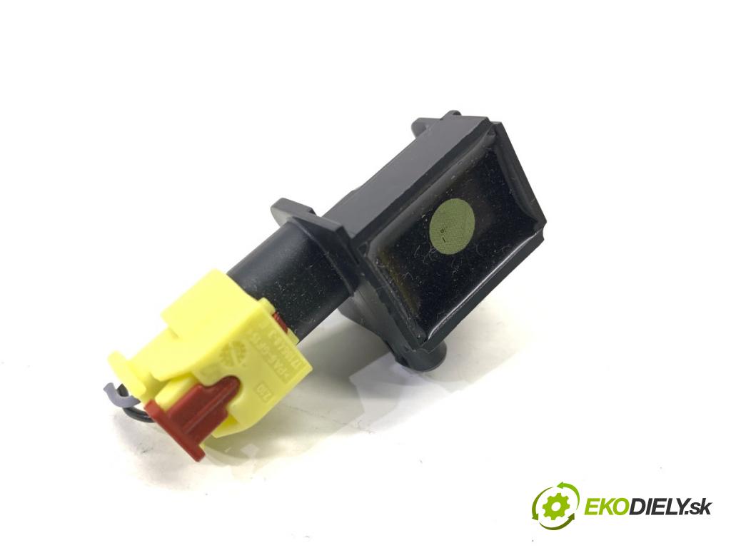 SKODA SUPERB III Kombi 2020 160 kW 1.4 TSI iV 1395 Snímač nárazu 5Q0959651B (Snímač nárazu)