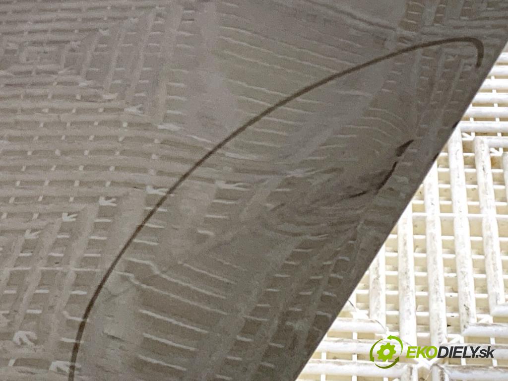 VW GOLF VII liftback 2016 92 kW 1.4 TSI 1395 Dvere ľavy zad LA7N