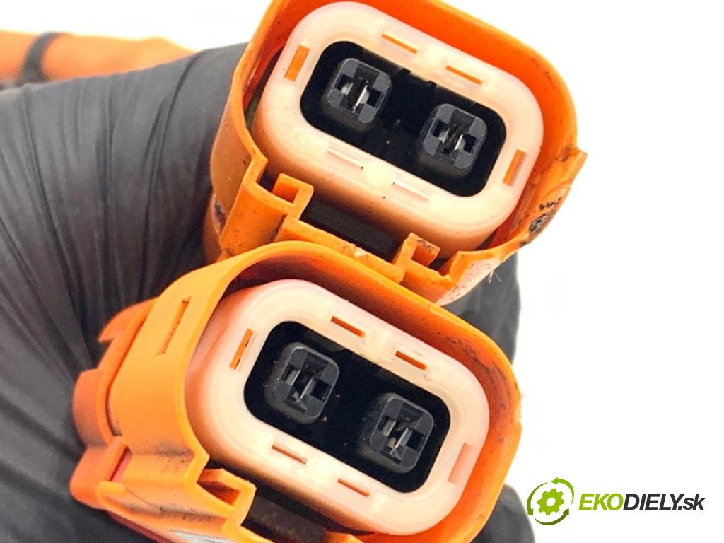 SKODA SUPERB III Kombi 2020 160 kW 1.4 TSI iV 1395 Rúrka vysokého NAPÄTIA: 5Q0971449B