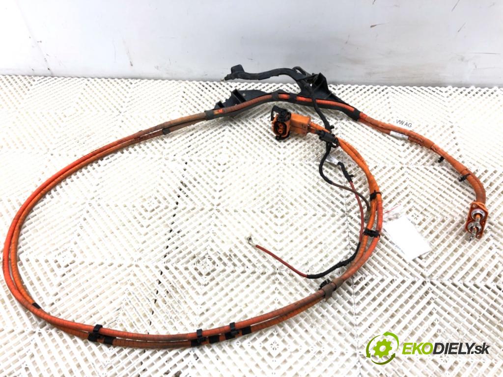 SKODA SUPERB III Kombi 2020 160 kW 1.4 TSI iV 1395 trubka vysokého NAPĚTÍ: