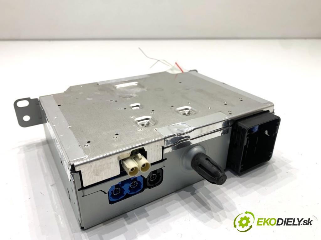 PEUGEOT 308 II liftback 2020 96 kW 1.2 THP 130 1199 RADIO 9833499580 (Audio zařízení)