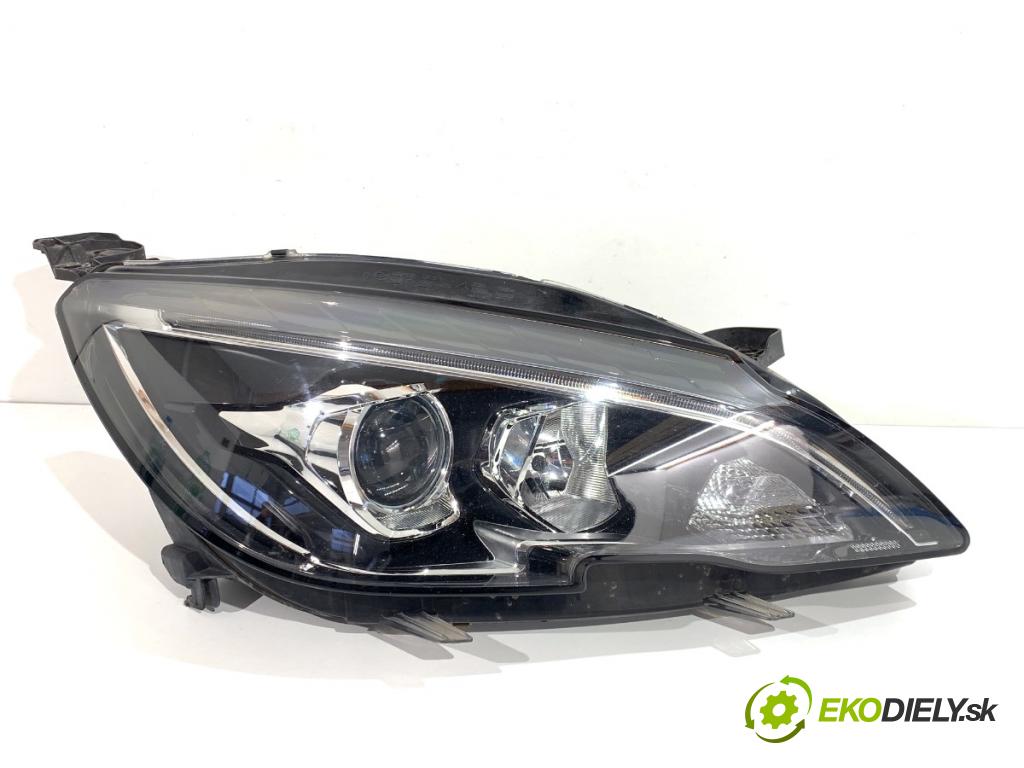 PEUGEOT 308 II liftback 2020 96 kW 1.2 THP 130 1199 světlomet pravý přední část 9816990580