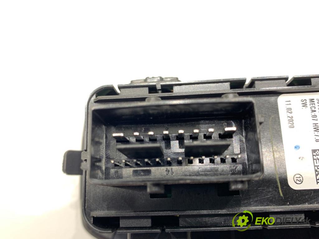 PEUGEOT 308 II liftback 2020 96 kW 1.2 THP 130 1199 Prepínač okien 96788281ZD (Prepínacie páčky pod volantom)