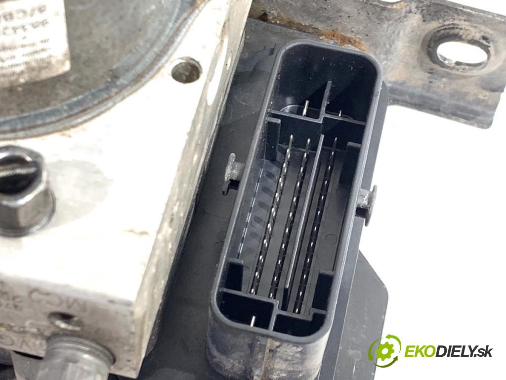 PEUGEOT 308 II liftback 2020 96 kW 1.2 THP 130 1199 Pumpa ABS 9834286580 (Pumpa ABS)